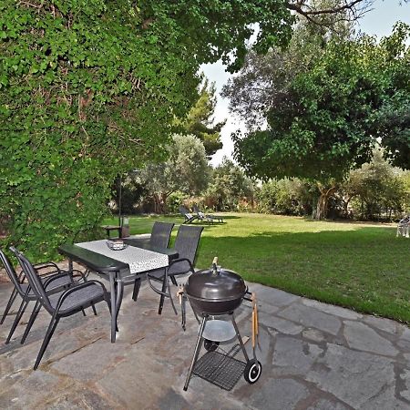 בית הארחה Ares Garden House - Nea Moudania Halkidiki מראה חיצוני תמונה