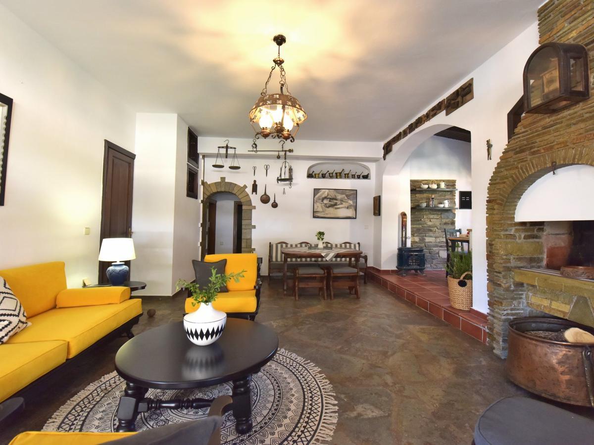 בית הארחה Ares Garden House - Nea Moudania Halkidiki מראה חיצוני תמונה